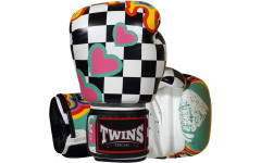 Боксерские перчатки Twins Special FBGVL3-65 Chess 16 oz Боксерские перчатки Twins Special FBGVL3-65 Chess 16 oz