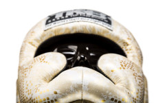 Боксерский шлем TKHGSS-02 WH\GD Gold "Snake Edition" Head Guard L Боксерский шлем TKHGSS-02 WH\GD Gold "Snake Edition" Head Guard L